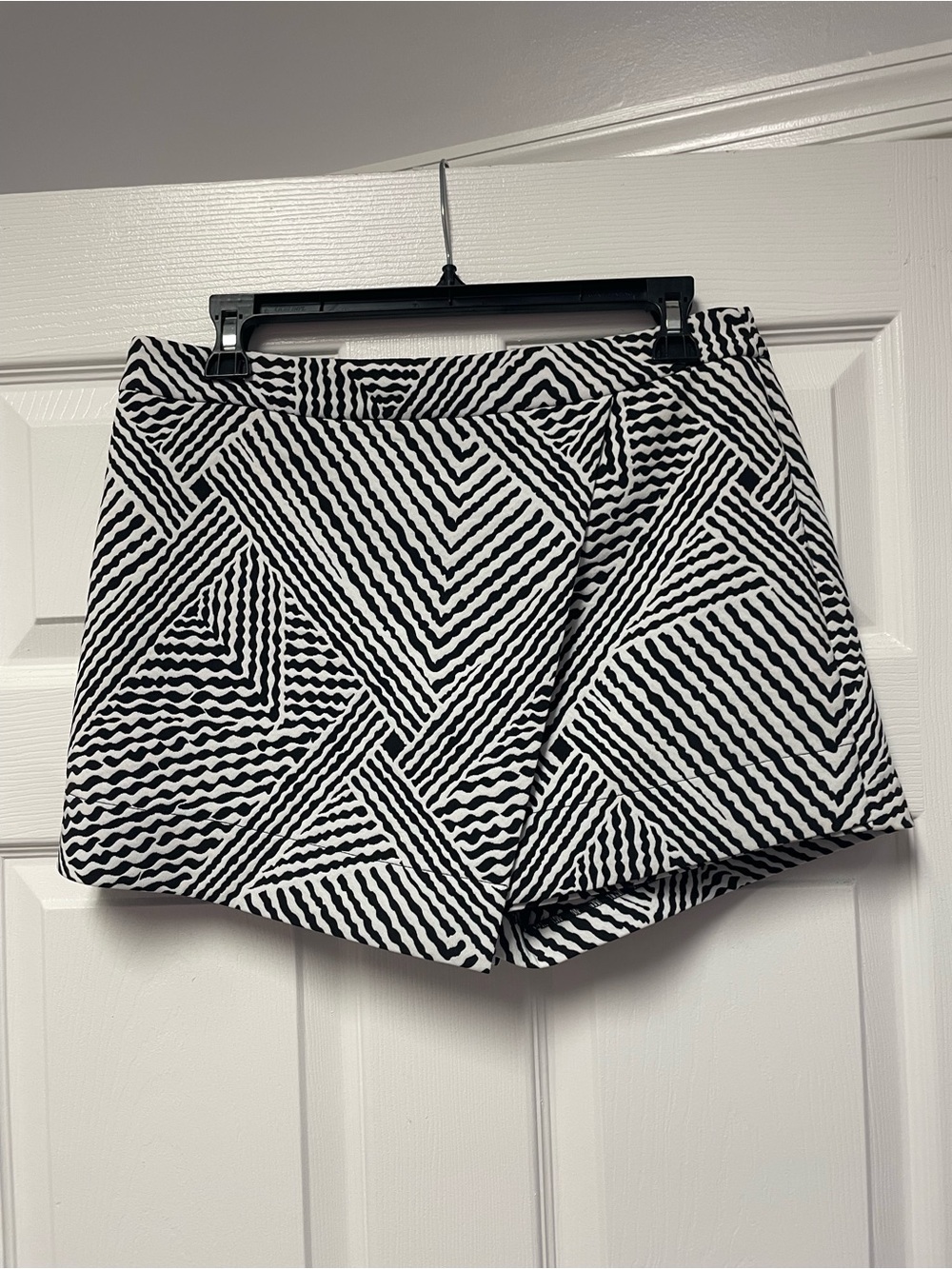 Buffalo Geometric Skort
